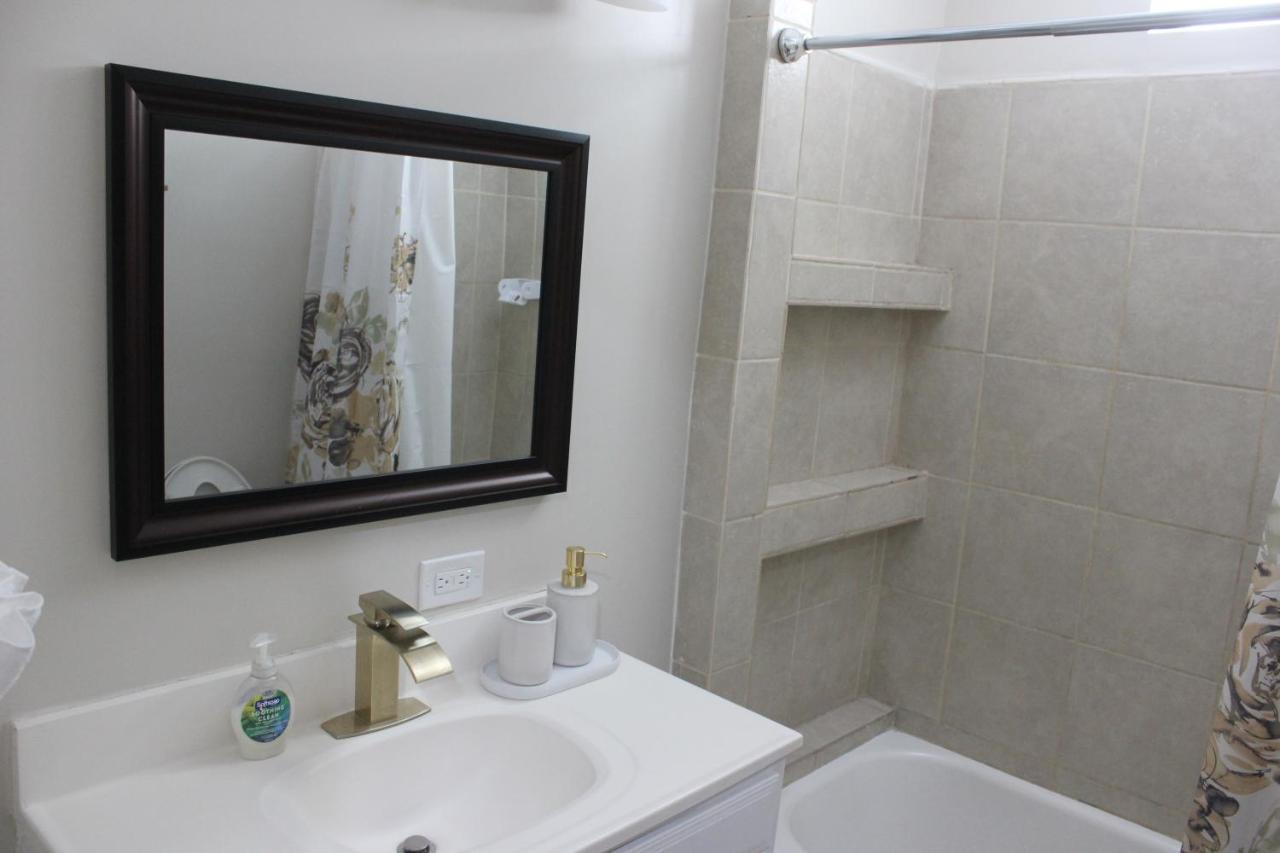 Entire 3 Bedroom With Golf Putting & Hot Appartamento